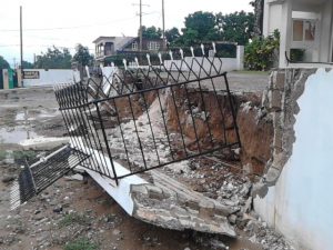 Collapsed wall on Barbican Road